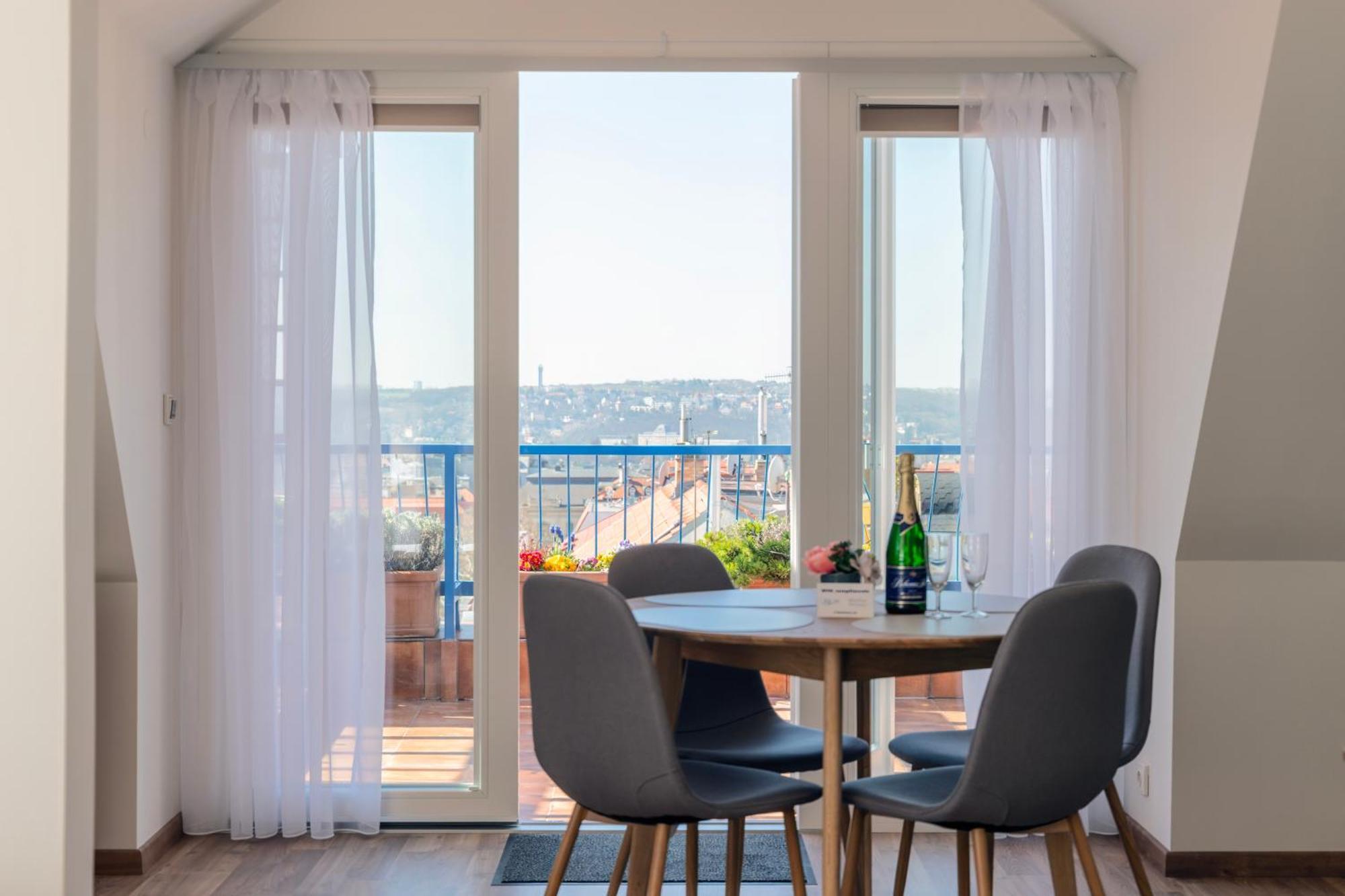 Hotel Orion Прага Екстериор снимка